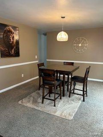 1860 Chateau Du Mont Drive, Florissant, MO 63031