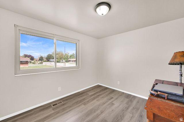 713 W 2200 N, Clinton, UT 84015