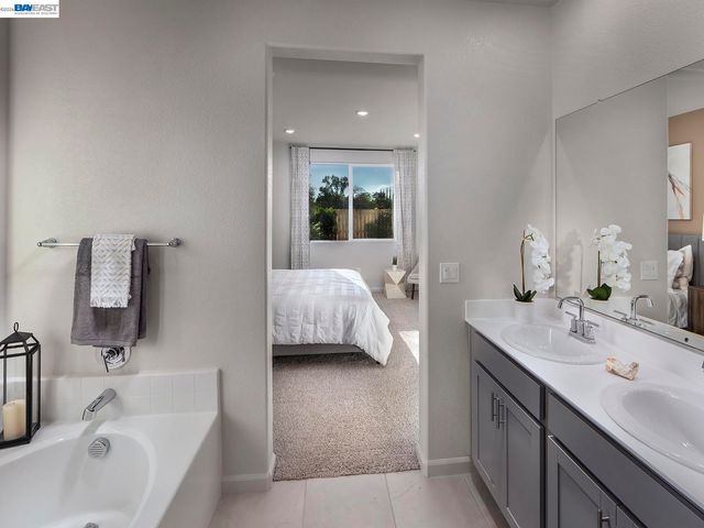 5200 Kestrel St, Antioch, CA 94531