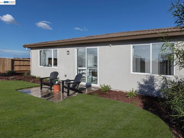 5200 Kestrel St, Antioch, CA 94531