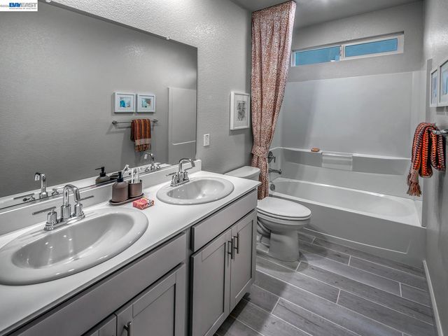 5200 Kestrel St, Antioch, CA 94531