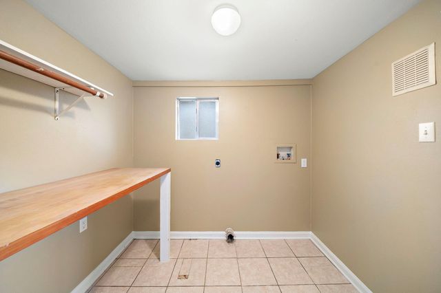 6523 Underhill Street, Houston, TX 77092