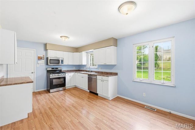 11 Denallen Drive, St Peters, MO 63376