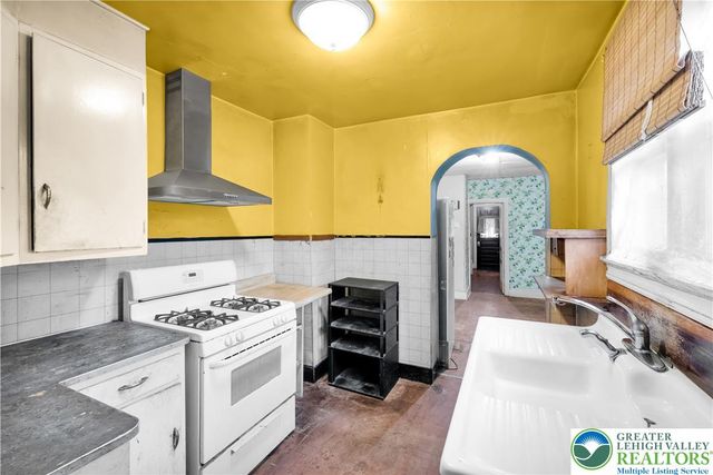 233 East Goepp Street, Bethlehem City, PA 18018