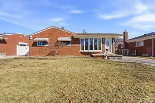 3345 Maidstone Street, Trenton, MI 48183