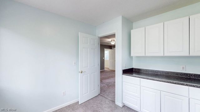 2045 Howard Street NE, Hartville, OH 44632
