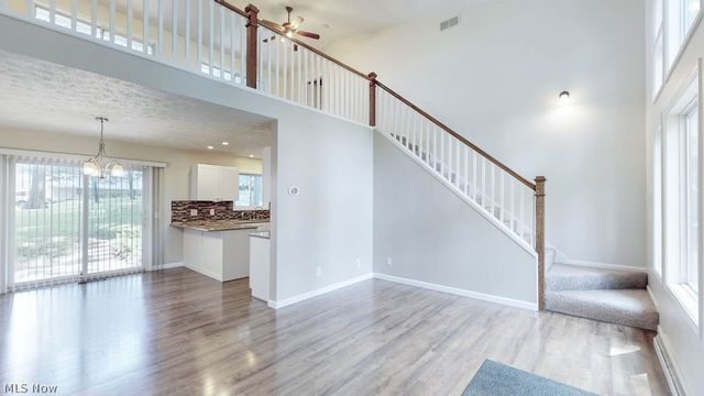 2045 Howard Street NE, Hartville, OH 44632