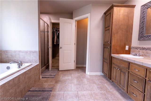 169 Pecan Lane, Greenwood, AR 72936