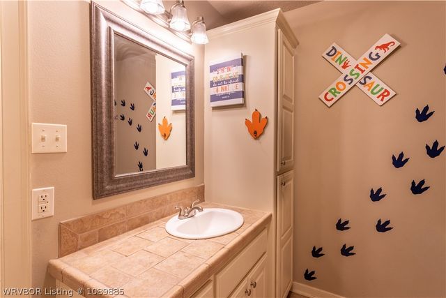169 Pecan Lane, Greenwood, AR 72936