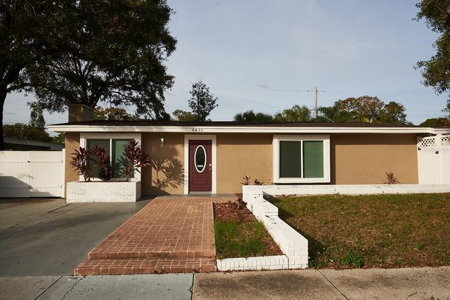 4433 W OKLAHOMA AVENUE, Tampa, FL 33616
