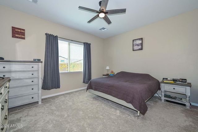 17633 W RUNNING DEER Trail, Surprise, AZ 85387