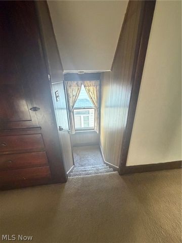 35 Bentley Avenue, Hubbard, OH 44425