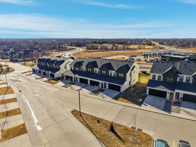 14144 Wilden Drive, Urbandale, IA 50323
