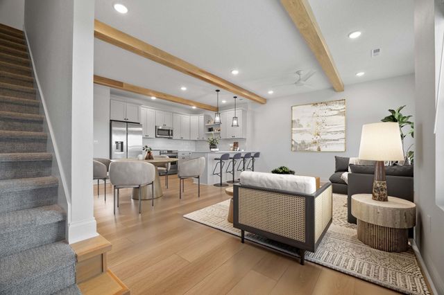 14144 Wilden Drive, Urbandale, IA 50323