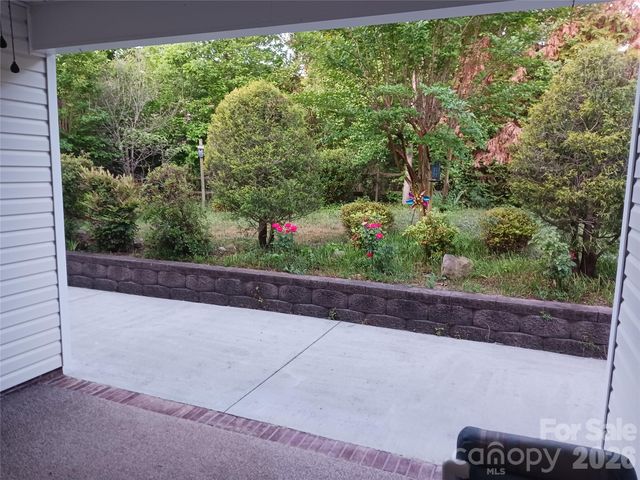 5039 Abbington Way, Belmont, NC 28012