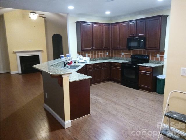 5039 Abbington Way, Belmont, NC 28012