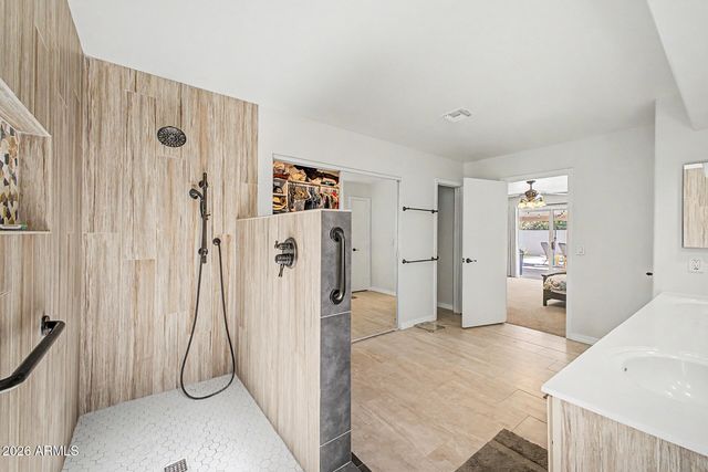 4345 W CHAMA Drive, Glendale, AZ 85310