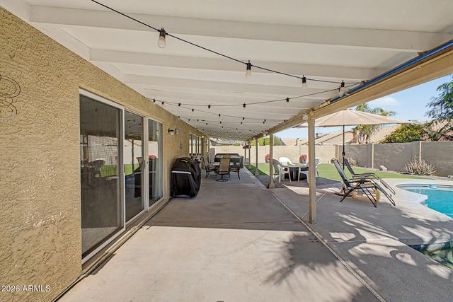 4345 W CHAMA Drive, Glendale, AZ 85310