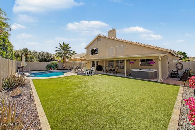 4345 W CHAMA Drive, Glendale, AZ 85310