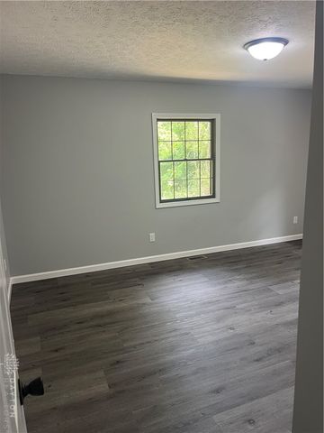 6020 Dog Leg Road, Clayton, OH 45415