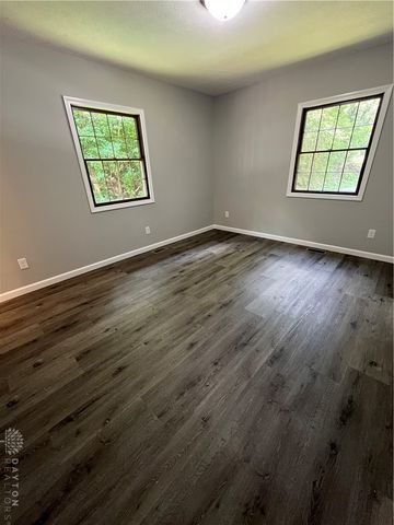 6020 Dog Leg Road, Clayton, OH 45415