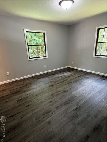 6020 Dog Leg Road, Clayton, OH 45415