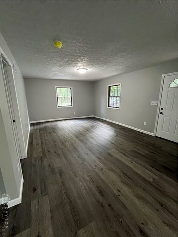 6020 Dog Leg Road, Clayton, OH 45415