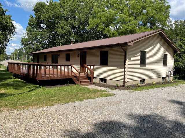6020 Dog Leg Road, Clayton, OH 45415