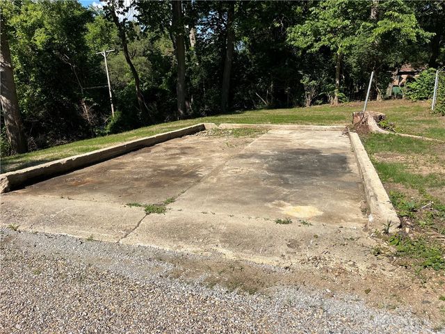 6020 Dog Leg Road, Clayton, OH 45415