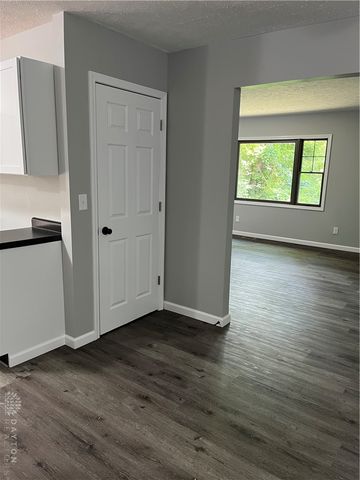 6020 Dog Leg Road, Clayton, OH 45415