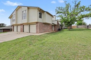 7204 Edenborough Drive, Oklahoma City, OK 73132