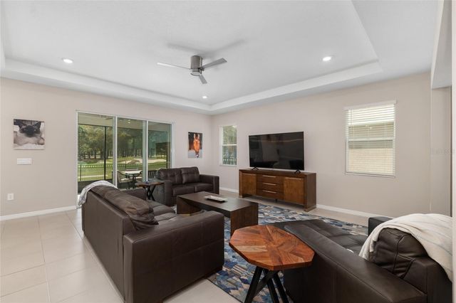 4940 NW 39TH LOOP, Ocala, FL 34482