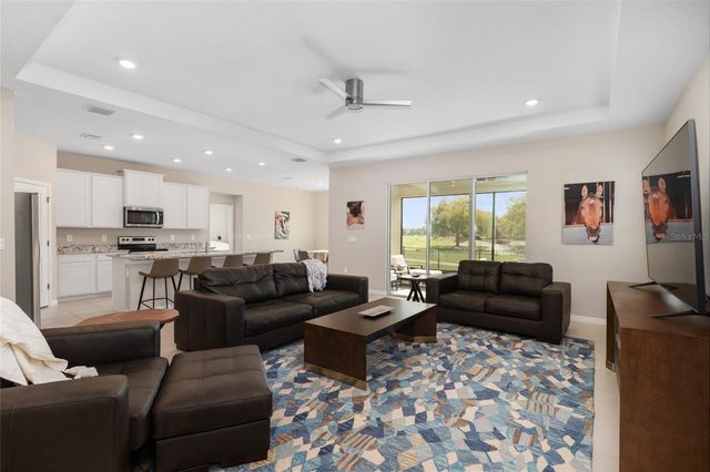 4940 NW 39TH LOOP, Ocala, FL 34482