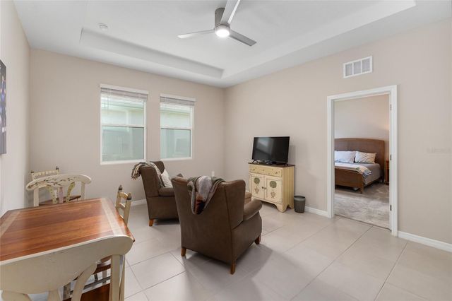 4940 NW 39TH LOOP, Ocala, FL 34482