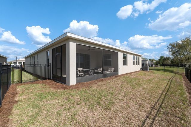 4940 NW 39TH LOOP, Ocala, FL 34482