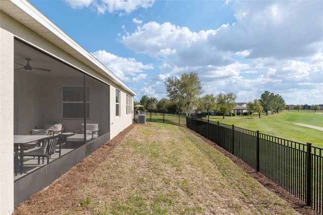 4940 NW 39TH LOOP, Ocala, FL 34482