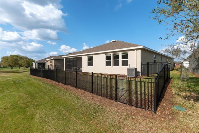 4940 NW 39TH LOOP, Ocala, FL 34482