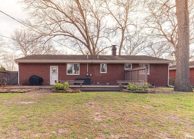 19275 Wedgewood Drive, South Bend, IN 46637