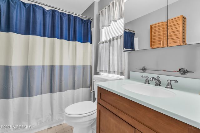1029 Wedgewood Circle, Middletown, NJ 07718