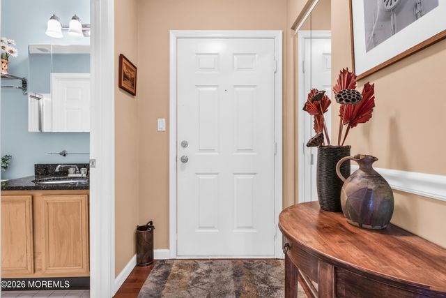1029 Wedgewood Circle, Middletown, NJ 07718