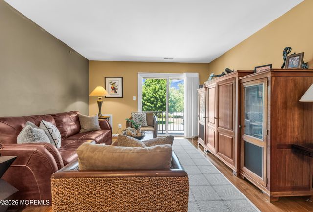 1029 Wedgewood Circle, Middletown, NJ 07718
