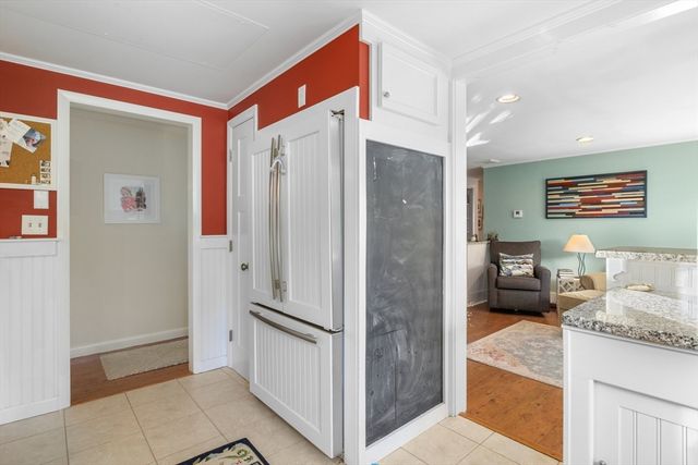 65 Captain Kendrick Dr, Chatham, MA 02633