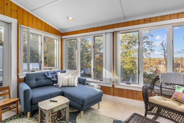 65 Captain Kendrick Dr, Chatham, MA 02633