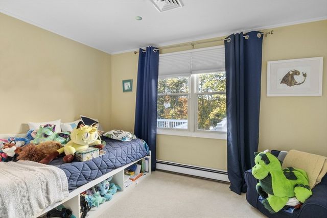 65 Captain Kendrick Dr, Chatham, MA 02633