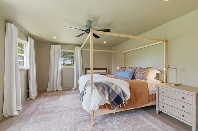 1014 Foxwood Dr, Nashville, TN 37215