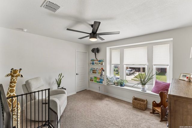 139 E FLOWING RIVER DR, Boerne, TX 78006