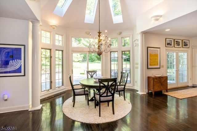 1 Chilton Rd, Chester Twp., NJ 07930