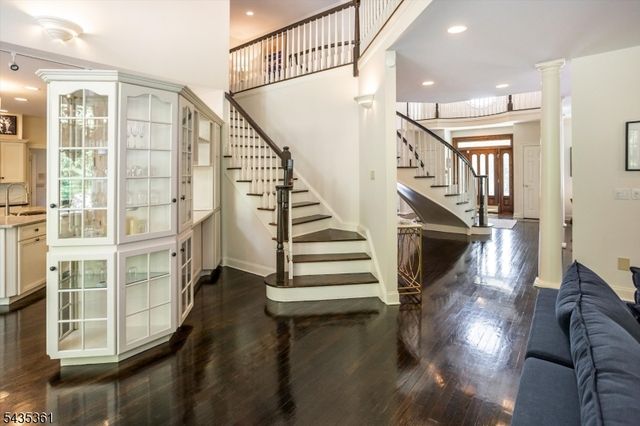 1 Chilton Rd, Chester Twp., NJ 07930