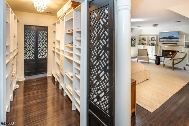 1 Chilton Rd, Chester Twp., NJ 07930
