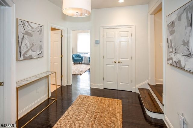 1 Chilton Rd, Chester Twp., NJ 07930